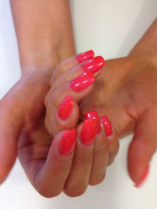 Onglerie Manucure Nail Art rouge élégant Espace Coiffure et Esthetique Lausanne Vaud Suisse